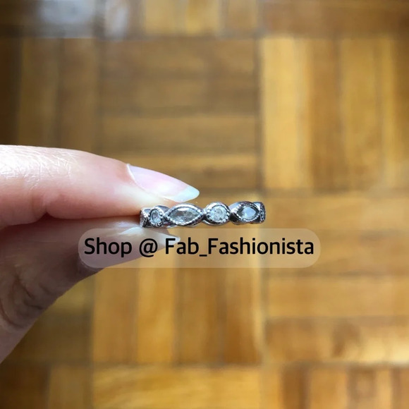 Pandora Alluring brilliant marquis stacking Ring - Picture 1 of 10